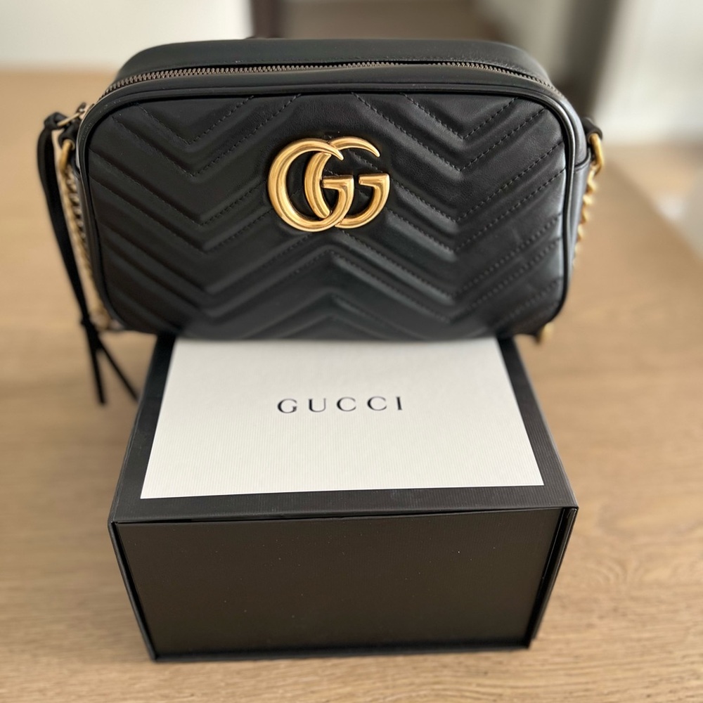Gucci Black GG Marmont Small Shoulder Bag